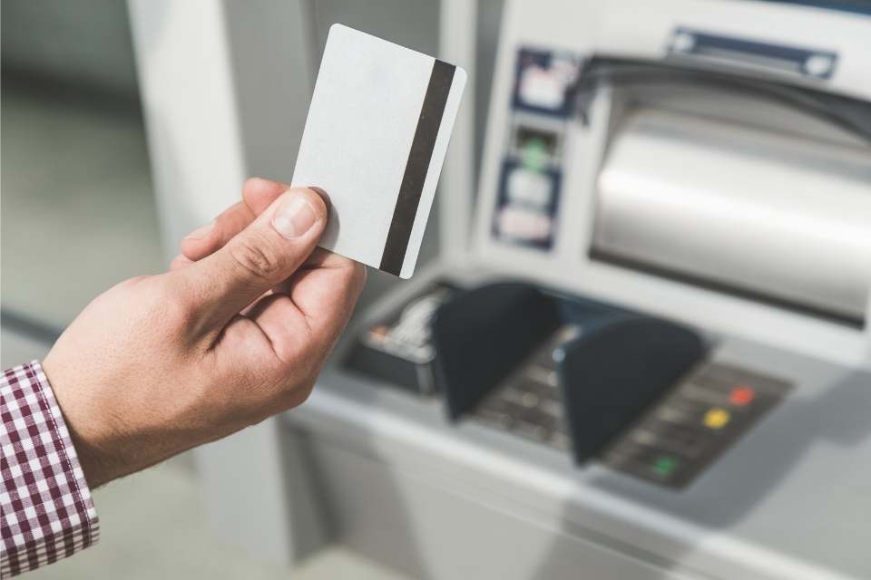 Qual o número da agência da Caixa, conta e operação no cartão? Saiba como encontrar!