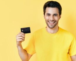 Cartão de crédito com nome sujo: 12 melhores para fazer pela internet!