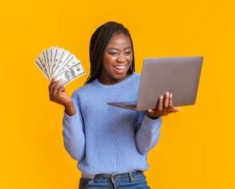 Como ganhar dinheiro na internet? Conheça 21 formas comprovadas!