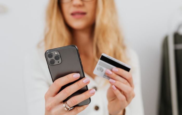 Confira a lista de cartões de crédito compatíveis com a Apple Pay