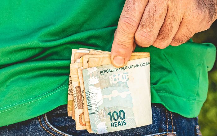 Consignado do Auxílio Brasil: 12 bancos começam hoje a liberar o crédito