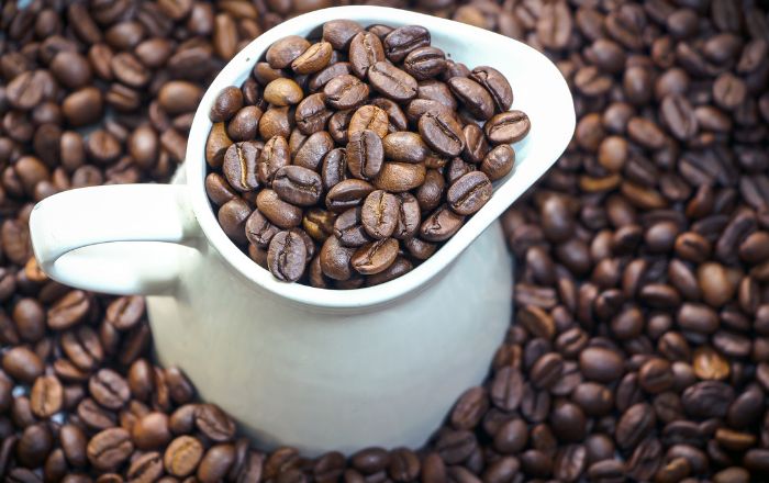 Imagem representa pote com café