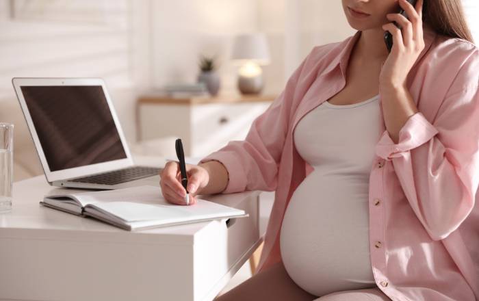 Salário-Maternidade: quem tem direito? Saiba tudo sobre o benefício!