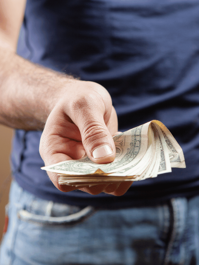 Empréstimo com agiota: entenda porque não é seguro