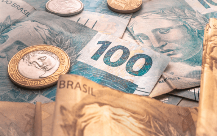 Salário mínimo de 2026 deve aumentar para R$ 1.631, segundo o Orçamento